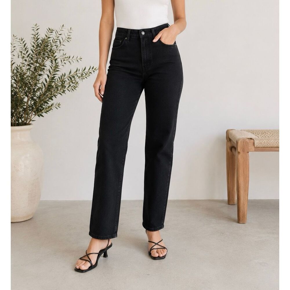 Reformation Black Straight Leg Jeans Size 24 High Rise Sustainable Denim